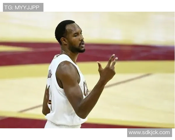 效率很高！科塔9投7中砍下15分8篮板2助攻2抢断1盖帽